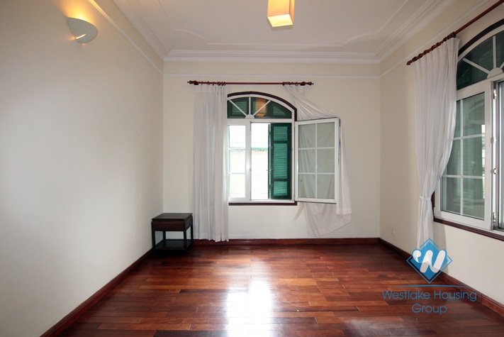 French villa with large yard and garden for rent in Tay Ho, Hanoi